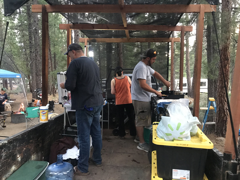 About pic Camping